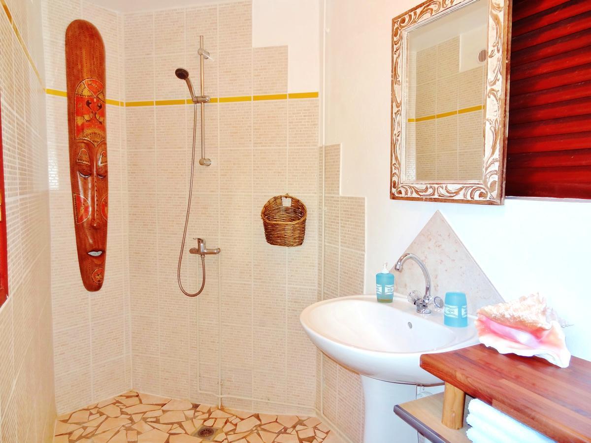 Domaine Saint Francois Hotel Екстериор снимка
